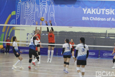Сборная Амгинского улуса стала победителем первой лиги чемпионата Якутии по волейболу / Дьулустаан Сергеев   