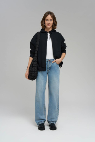 Широкие джинсы с высокой посадкой