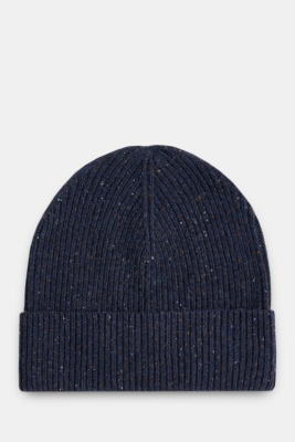 Шапка из шерсти