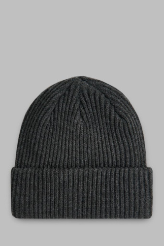 Вязаная шапка