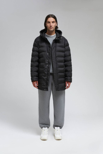 Утепленное полупальто с капюшоном