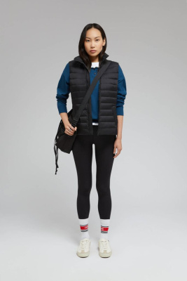 Стеганый пуховый жилет