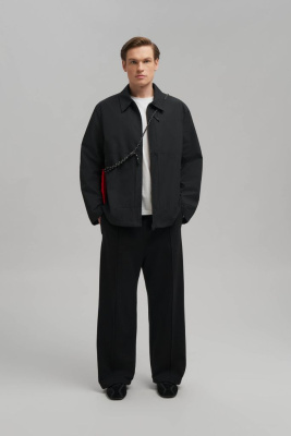 Ветровка с отложным воротником прямого кроя