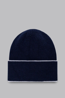 Шерстяная шапка с отделкой