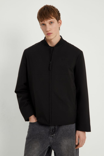 Утепленная куртка прямого кроя