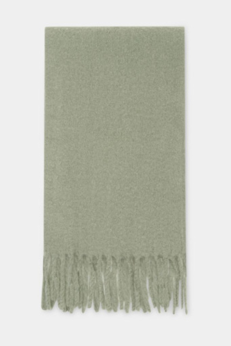 Шарф с добавлением шерсти и бахромой