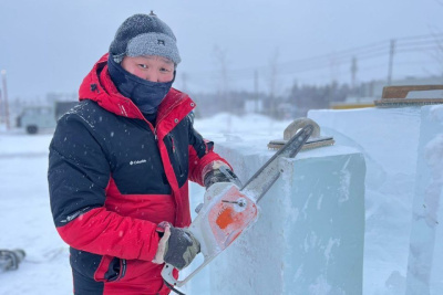 Конкурс ледовых скульптур стартовал на станции Нижний Бестях в Якутии / ЯСИА Нижний Бестях Мегино-Кангаласский Республика Саха (Якутия)