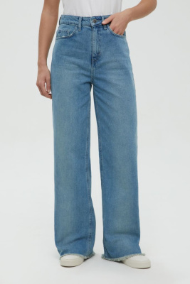 Широкие джинсы с высокой посадкой