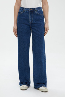 Широкие джинсы с высокой посадкой