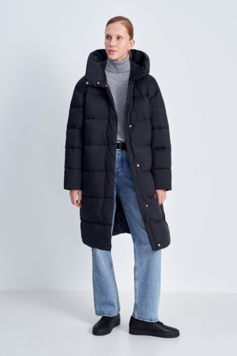 Пуховое пальто прямого кроя