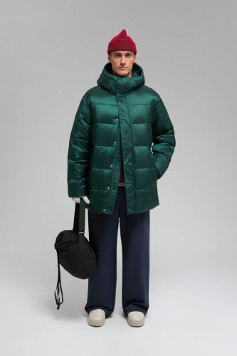 Пуховое полупальто с воротником-стойкой