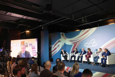 На форуме «Диалог о фейках 2.0» обсудили влияние фейков на межнациональные отношения / ЯСИА   