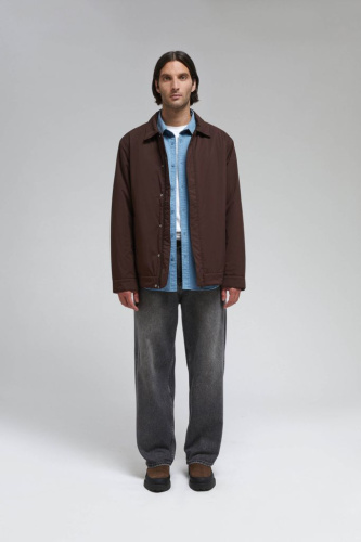 Утепленная куртка с отложным воротником