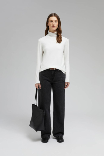 Водолазка прямого кроя