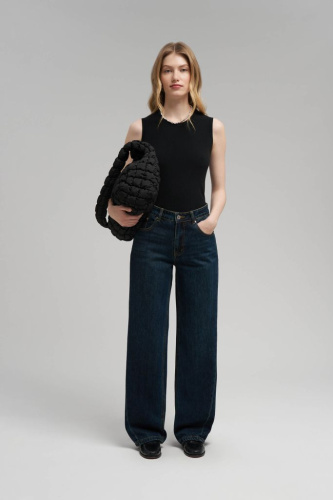 Джинсы прямого кроя