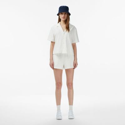 Женские шорты Lacoste