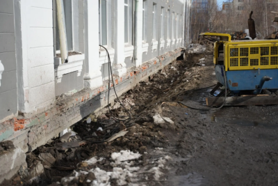 Ремонт школы №9 в Якутске завершат к середине августа / ЯСИА   