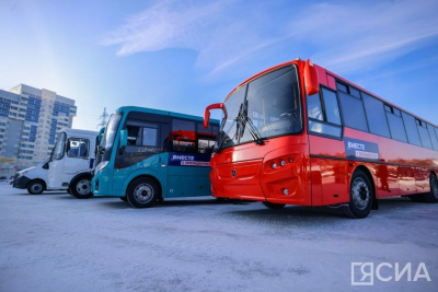 Мэр Якутска рассказал о причинах длительного ожидания автобусов в вечернее время / Николай Борисов Якутск Якутск Республика Саха (Якутия)