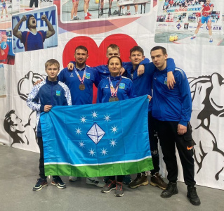 Гиревики из Якутии завоевали третье командное место в Улан-Удэ /  Улан-Удэ Город Улан-Удэ Республика Бурятия