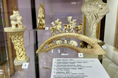 В Якутске открылась выставка к 75-летию со дня рождения народного художника Константина Мамонтова / ЯСИА Якутск Якутск Республика Саха (Якутия)