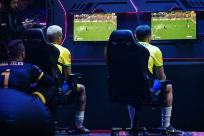 В России будут развивать спорт на стыке реальности и виртуальности / Николай Борисов   