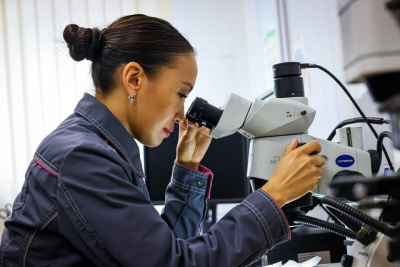 «Золотая» карьера: преподаватель техникума стала технологом Нежданинского ГОКа  / ЯСИА   