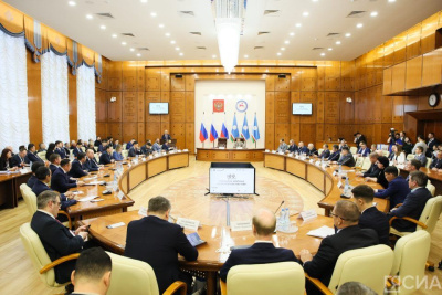 В Якутске стартовал форум недропользования «Золотой век Якутии» / Николай Борисов Якутск Якутск Республика Саха (Якутия)