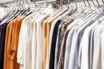 Спрос на подшивание одежды у россиян увеличился на 25% / ЯСИА   