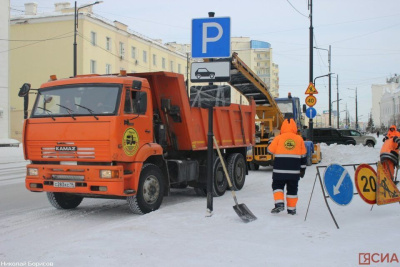 Количество снегоуборочной техники увеличили на улицах Якутска / ЯСИА Якутск Якутск Республика Саха (Якутия)