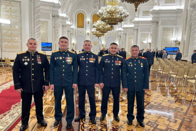 Якутяне — Герои России приняли участие в церемонии вручения медалей «Золотая звезда» Героям РФ / ЯСИА   