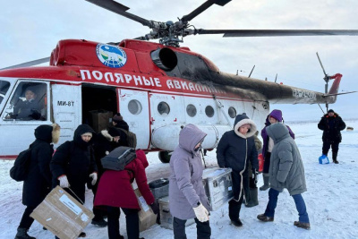 Более 800 детей обследовали мобильные доктора в Булунском районе Якутии / ЯСИА   