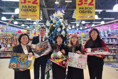 Минздрав республики исполнил новогодние желания нескольких юных якутян / ЯСИА   