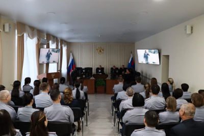 Сотрудники якутского УФСИН посмотрели фильм «Отцы Донбасса» / ЯСИА   