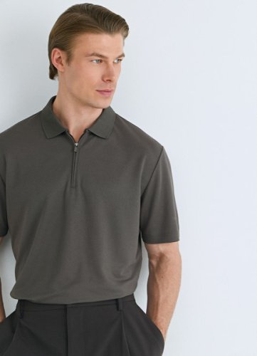 Поло из техноткани с воротником на молнии, Коричневый
