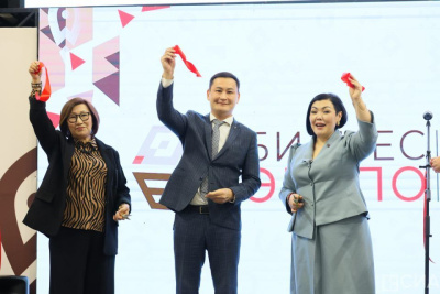 В Якутске открыли республиканскую межотраслевую выставку «Бизнес-Экспо 2024» / Мария Горохова Якутск Якутск Республика Саха (Якутия)