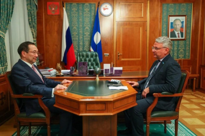 Глава Якутии встретился с руководителем регионального отделения ЛДПР / ЯСИА   