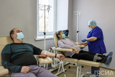 Правительство РФ дополнительно направит порядка 10 млрд рублей на оплату труда медработников / ЯСИА   