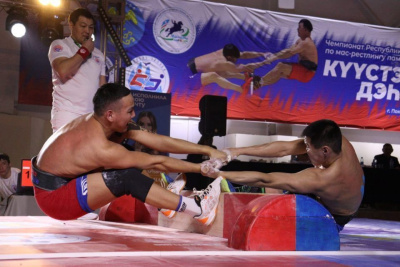Отбор на Игры Манчаары. Чемпионат Якутии по мас-рестлингу примет Чурапчинский улус / Дьулустаан Сергеев   Республика Саха (Якутия)