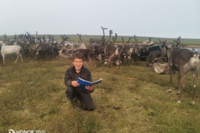 Как учатся дети оленеводов в кочевой школе в Якутии / Саина Титова   