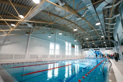 В спорткомплексе «Олимпия» в Жатае плаванием занимаются около 240 детей / ЯСИА   