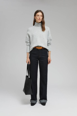 Свитер с шерстью