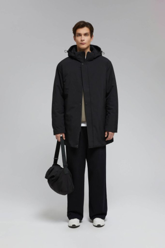 Утепленная куртка с капюшоном