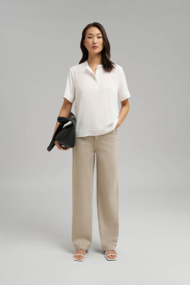 Легкая блузка на пуговицах