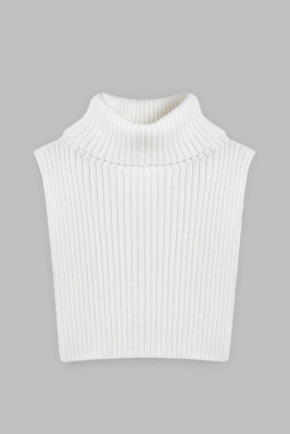 Шарф-манишка с воротником-стойкой