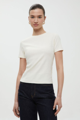 Футболка приталенного силуэта