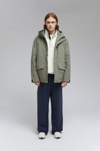 Утепленная куртка с капюшоном