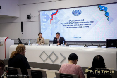 «Учесть интересы населения». Алексей Ереемев озвучил критерии принятия законов в Якутии / Дьулустаан Сергеев   Республика Саха (Якутия)