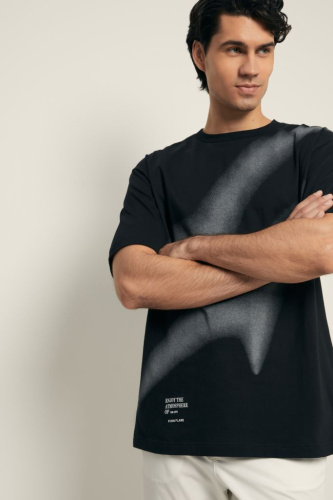 Футболка свободного силуэта с принтом