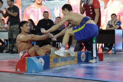 Николай Матаннанов стал победителем первого отборочного турнира на Игры Дыгына / Дьулустаан Сергеев   