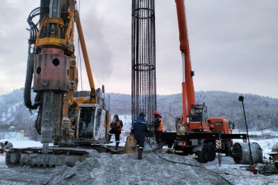 В Якутии установили 50 запланированных до конца года свай Ленского моста / ЯСИА   Республика Саха (Якутия)